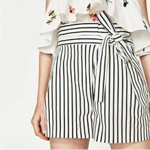 Zara White with Black Striped Paper bag waist shorts